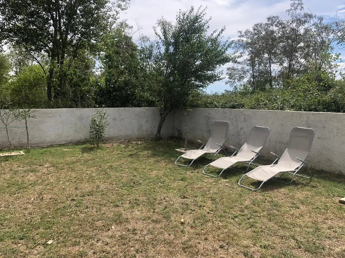 Holiday Home Visnja Нин 0*,