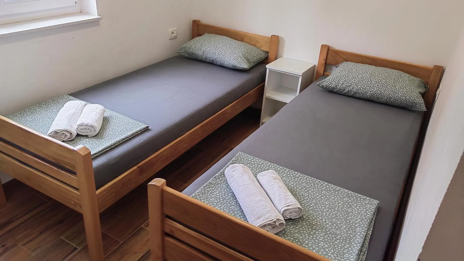 Holiday Home Visnja Нин
