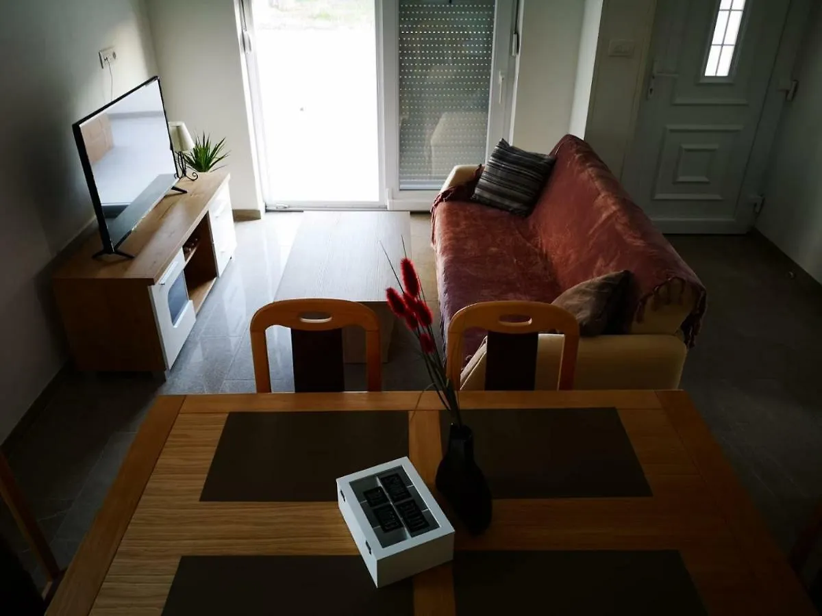 Holiday Home Visnja Нин 0*,